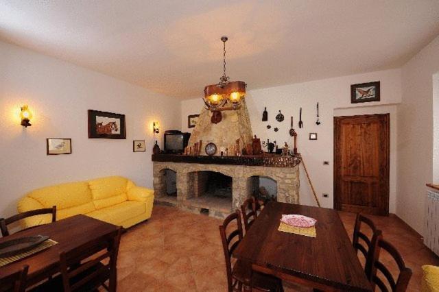 Agriturismo Villa Martis Пасиняно сул Тразимено Екстериор снимка